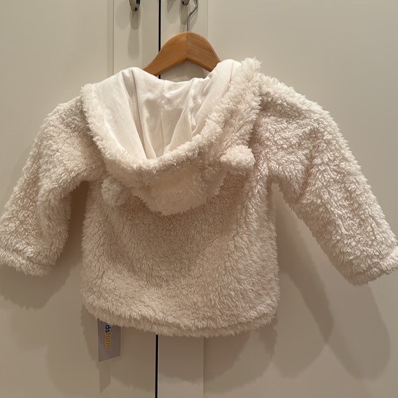 NWT Kidsform Fleece Girl’s Hoodie 2-3Y Cream Colored Zip Front Pockets Ears - Picture 6 of 10